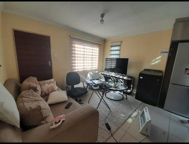 2 BEDROOM HOUSE FOR SALE IN SKY CITY